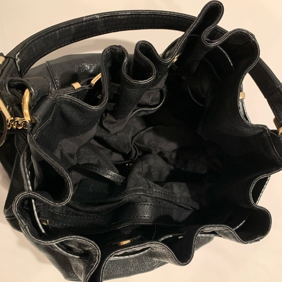 Michael Kors hobo bag with crossbody strap - Picture 3 of 5